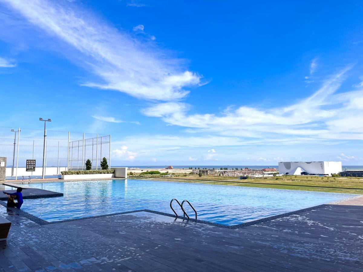 Apartment Serenity In The City: Stylish With Panoramic Views *