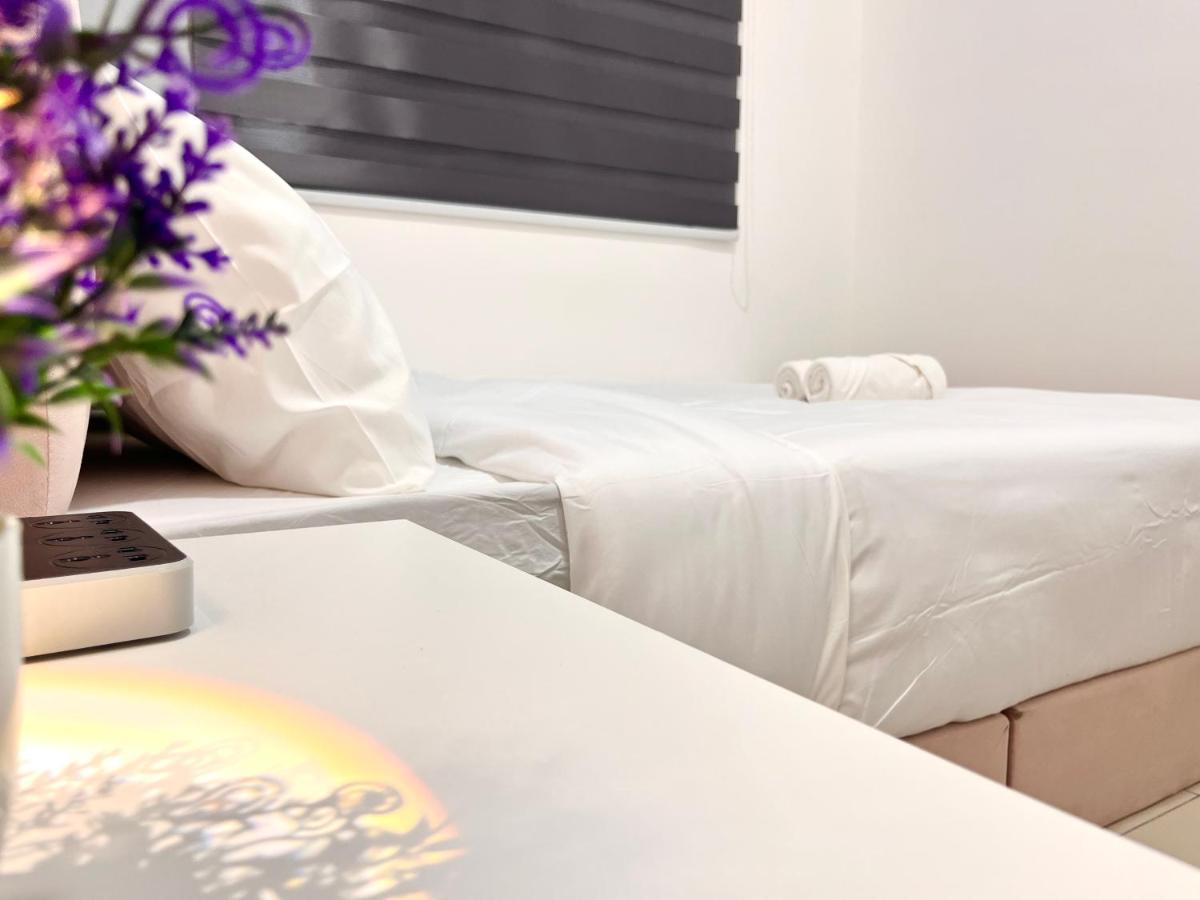 Apartemen Serenity In The City: Stylish With Panoramic Views